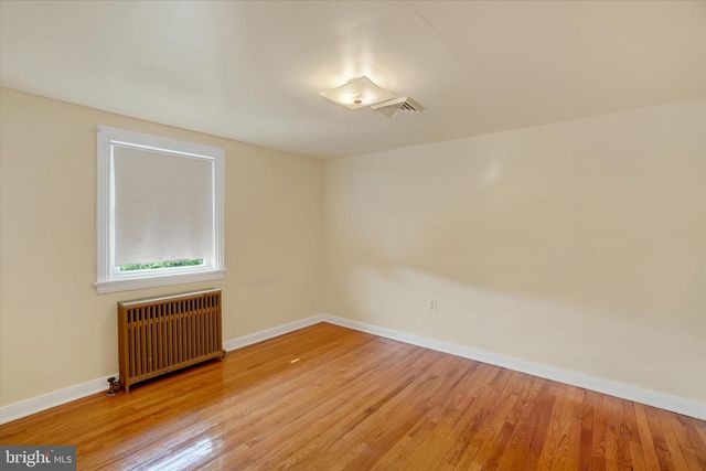 1120 LOUISE AVE, Lancaster, PA 17601