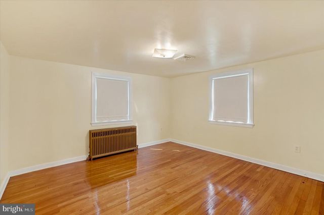 1120 LOUISE AVE, Lancaster, PA 17601