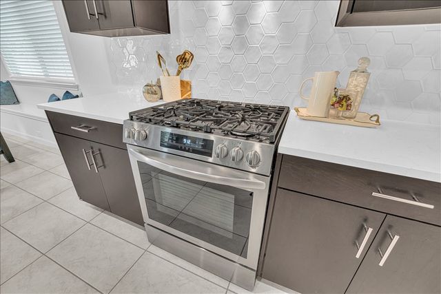 317 Rock Sparrow Lane, Alvarado, TX 76009