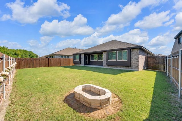 317 Rock Sparrow Lane, Alvarado, TX 76009