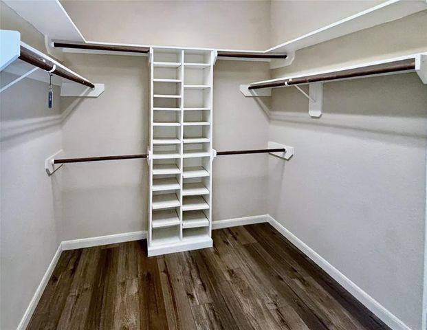 170 Black Swan Place, Magnolia, TX 77354