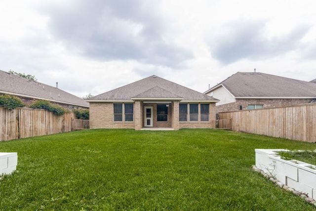 170 Black Swan Place, Magnolia, TX 77354