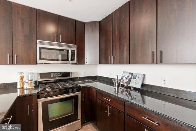 22 S FRONT ST #603, Philadelphia, PA 19106