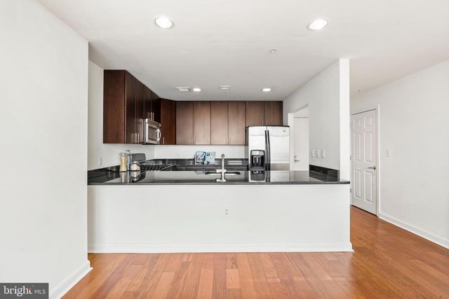 22 S FRONT ST #603, Philadelphia, PA 19106