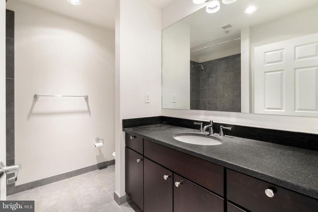 22 S FRONT ST #603, Philadelphia, PA 19106