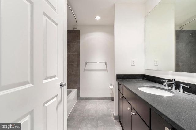 22 S FRONT ST #603, Philadelphia, PA 19106