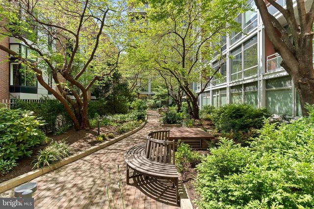 22 S FRONT ST #603, Philadelphia, PA 19106