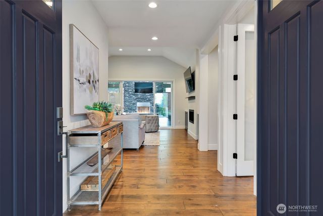 17084 140th Court NE, Woodinville, WA 98072