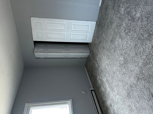 567 Ashland Avenue E, Aurora, IL 60505