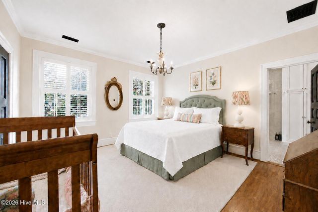 1010 E Rock Spring Road, Greenville, NC 27858