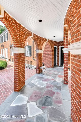 1010 E Rock Spring Road, Greenville, NC 27858