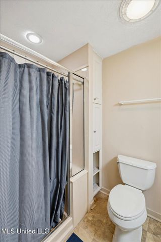 402 Twin, Clinton, MS 39056