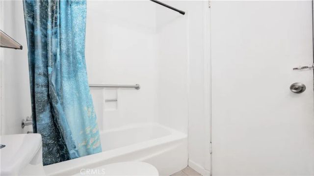 920 Raintree, Vista, CA 92084