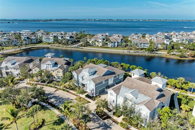 266 SAPPHIRE LAKE DRIVE 202, Bradenton, FL 34209