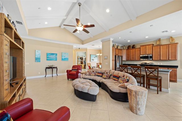 266 SAPPHIRE LAKE DRIVE 202, Bradenton, FL 34209