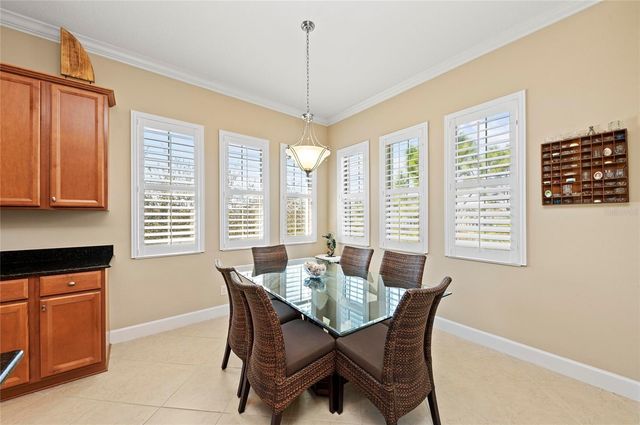 266 SAPPHIRE LAKE DRIVE 202, Bradenton, FL 34209