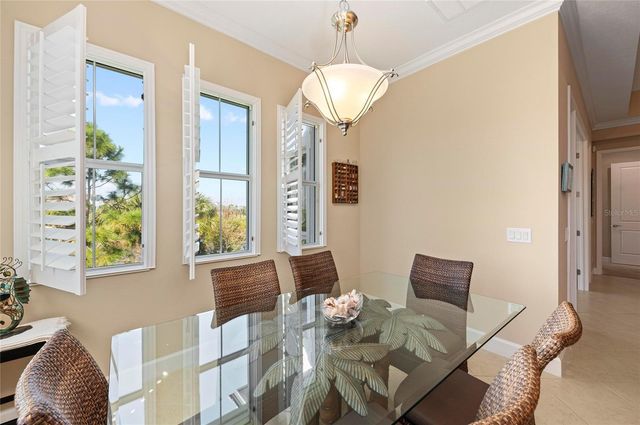 266 SAPPHIRE LAKE DRIVE 202, Bradenton, FL 34209