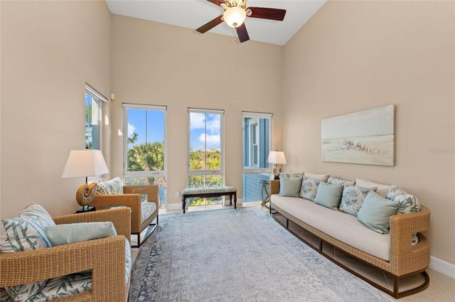 266 SAPPHIRE LAKE DRIVE 202, Bradenton, FL 34209