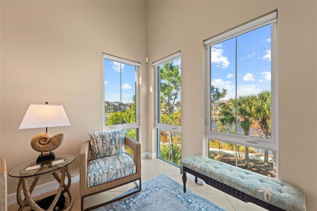 266 SAPPHIRE LAKE DRIVE 202, Bradenton, FL 34209