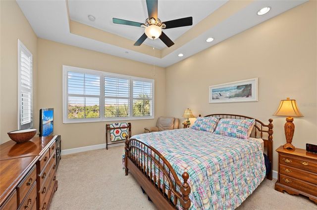 266 SAPPHIRE LAKE DRIVE 202, Bradenton, FL 34209