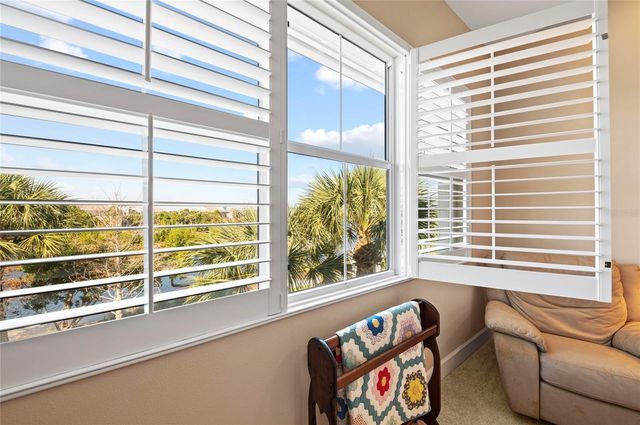 266 SAPPHIRE LAKE DRIVE 202, Bradenton, FL 34209