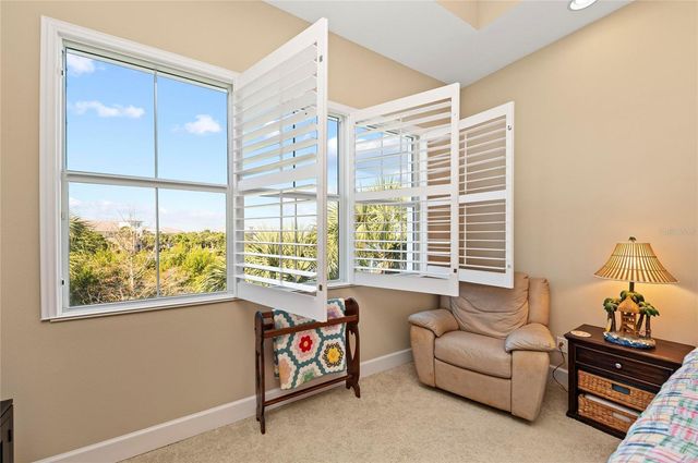 266 SAPPHIRE LAKE DRIVE 202, Bradenton, FL 34209