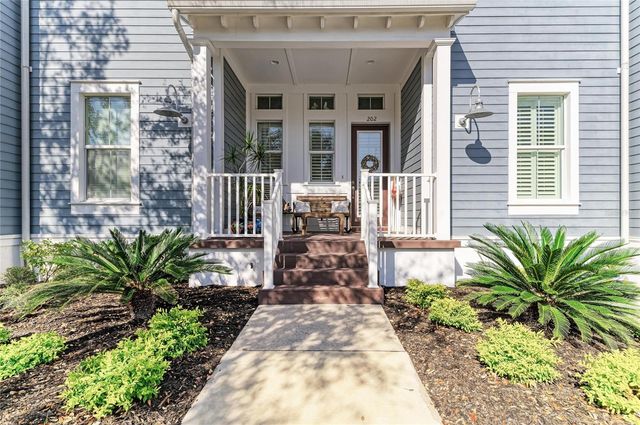 266 SAPPHIRE LAKE DRIVE 202, Bradenton, FL 34209