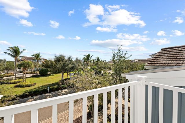 266 SAPPHIRE LAKE DRIVE 202, Bradenton, FL 34209