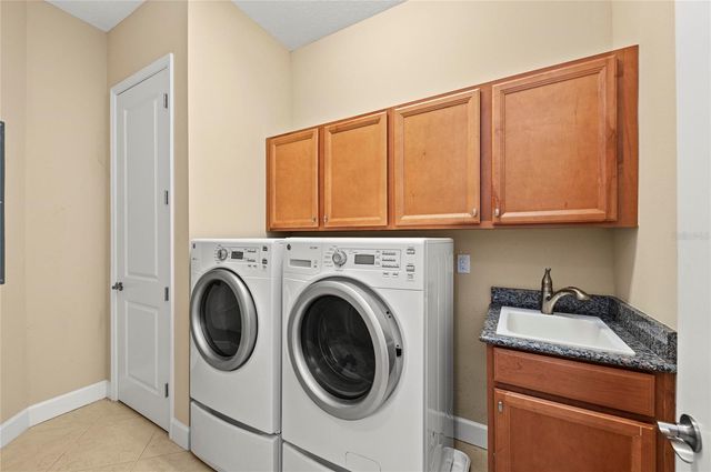 266 SAPPHIRE LAKE DRIVE 202, Bradenton, FL 34209