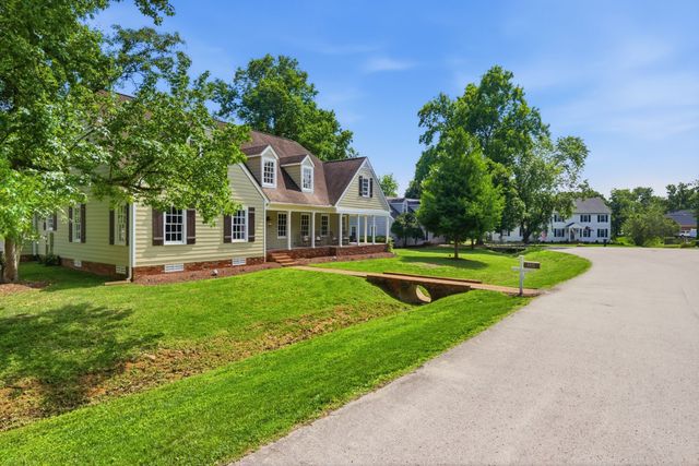 1111 Greenleaf Way, Franklin, TN 37069