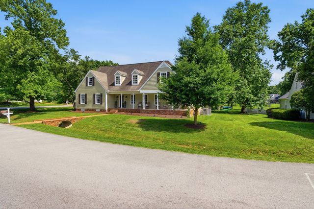 1111 Greenleaf Way, Franklin, TN 37069