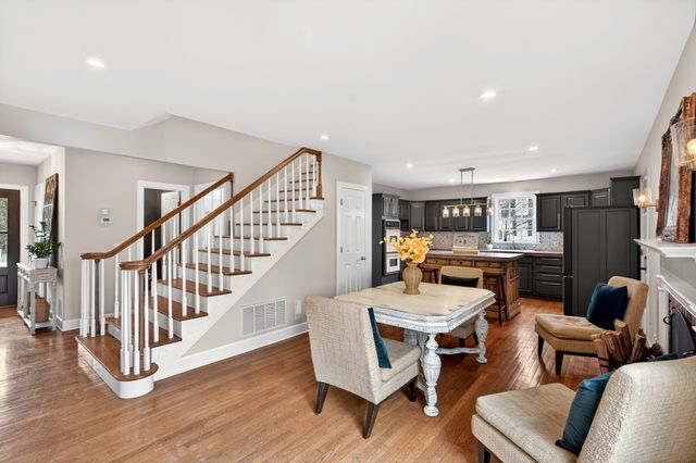 1111 Greenleaf Way, Franklin, TN 37069