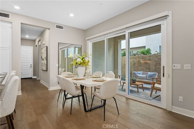 110 Spiral, Irvine, CA 92618
