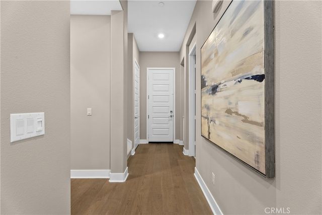 110 Spiral, Irvine, CA 92618