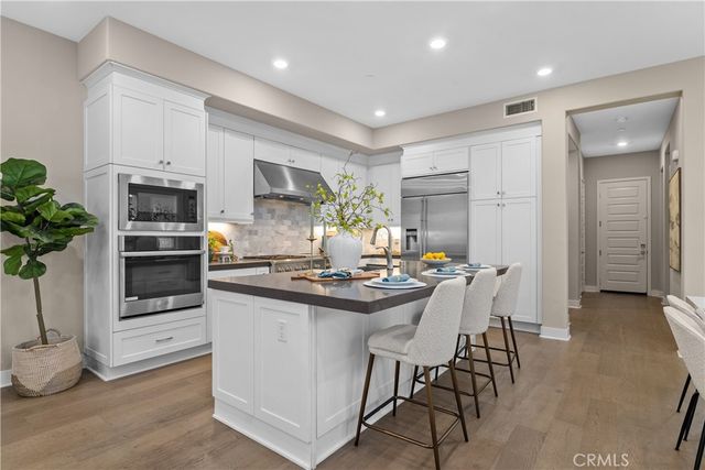 110 Spiral, Irvine, CA 92618