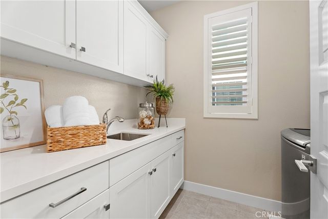 110 Spiral, Irvine, CA 92618