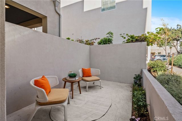 110 Spiral, Irvine, CA 92618