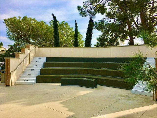 110 Spiral, Irvine, CA 92618