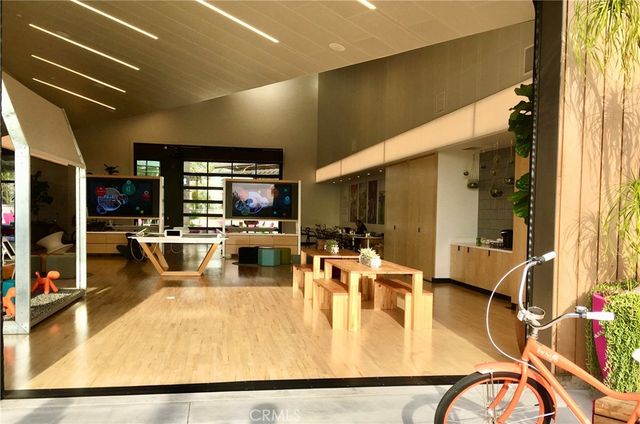 110 Spiral, Irvine, CA 92618