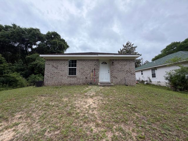 138 Adams Street, Niceville, FL 32578