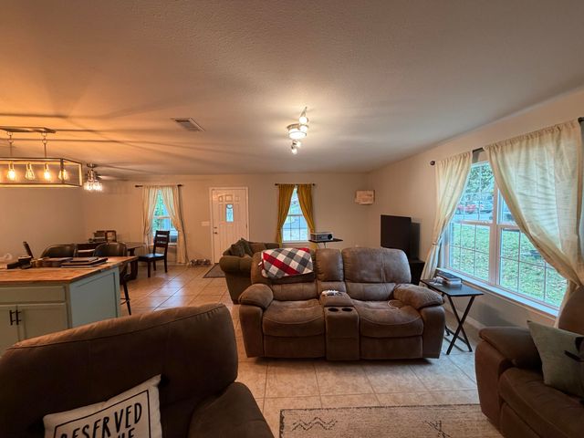 138 Adams Street, Niceville, FL 32578
