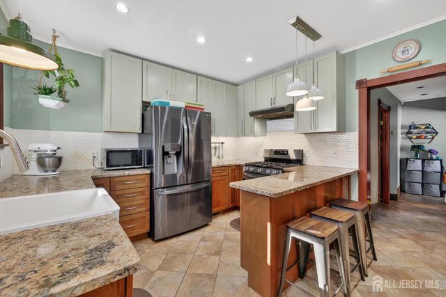 395 Raritan Street, South Amboy, NJ 08879