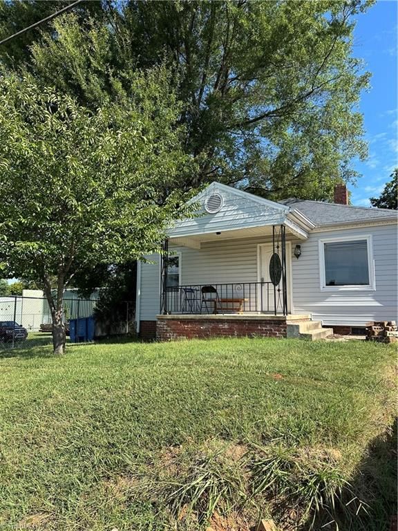 1510 Blandwood Drive, High Point, NC 27260