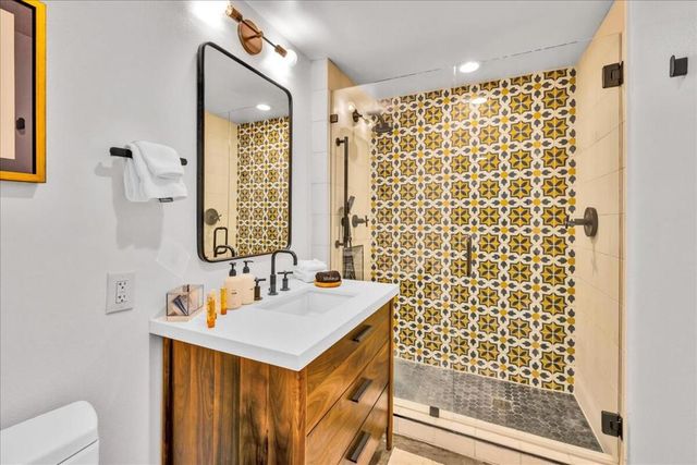 277 E Alejo Road 101, Palm Springs, CA 92262