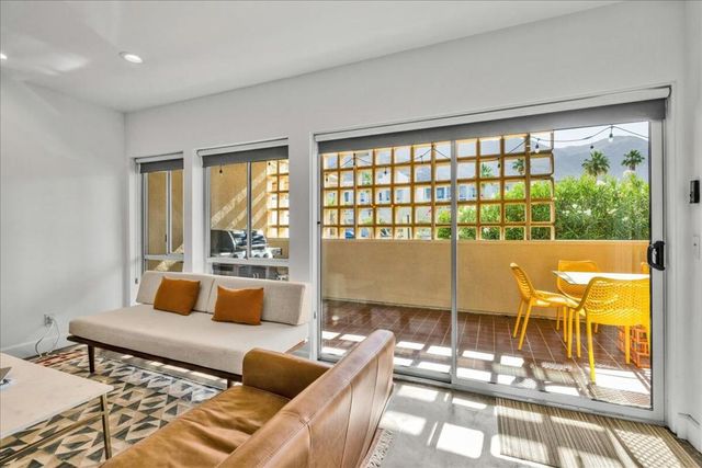 277 E Alejo Road 101, Palm Springs, CA 92262