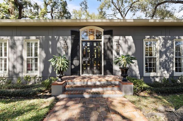 3301 W MORRISON AVENUE, Tampa, FL 33629
