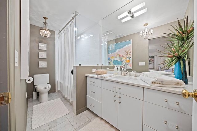 3301 W MORRISON AVENUE, Tampa, FL 33629