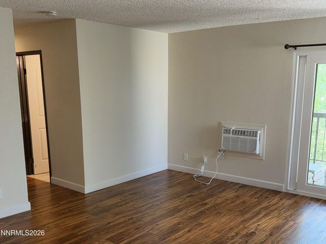 2450 Lymbery Street APT 305, Reno, NV 89509
