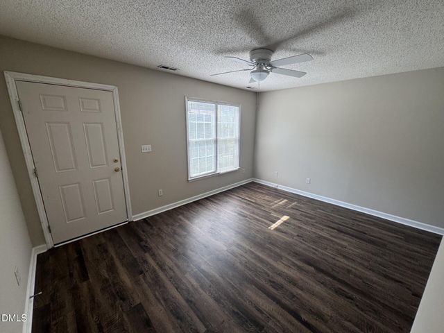 2910 Faversham Place, Raleigh, NC 27604