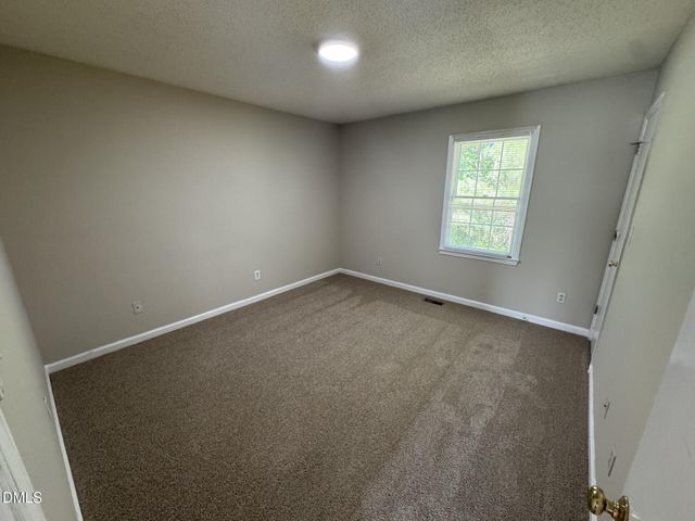 2910 Faversham Place, Raleigh, NC 27604